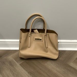 christian siriano Purse Hand Bag Tan Gold Hand Bag Designer ￼ Luxury Magnetic